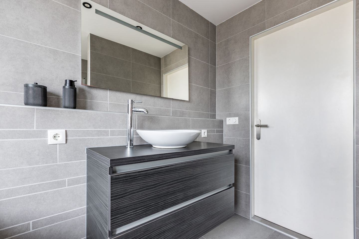 Photo 29 of Anna van Saksenstraat 118