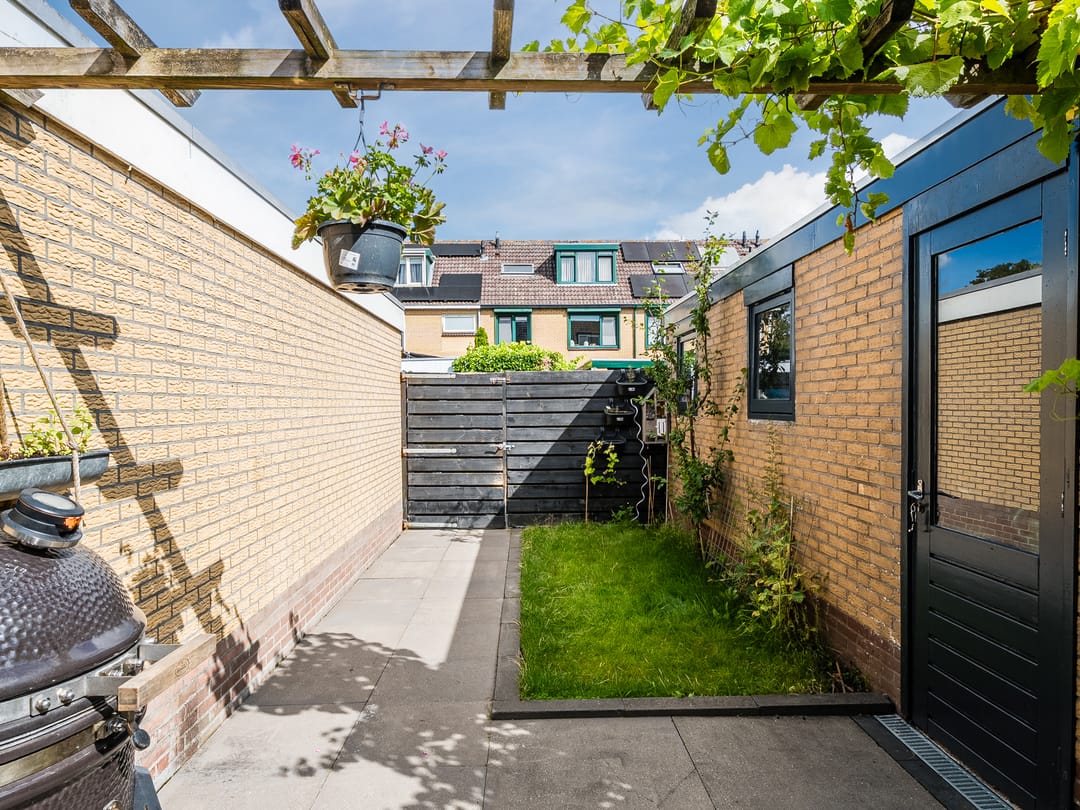 Photo 46 of Anna van Saksenstraat 118