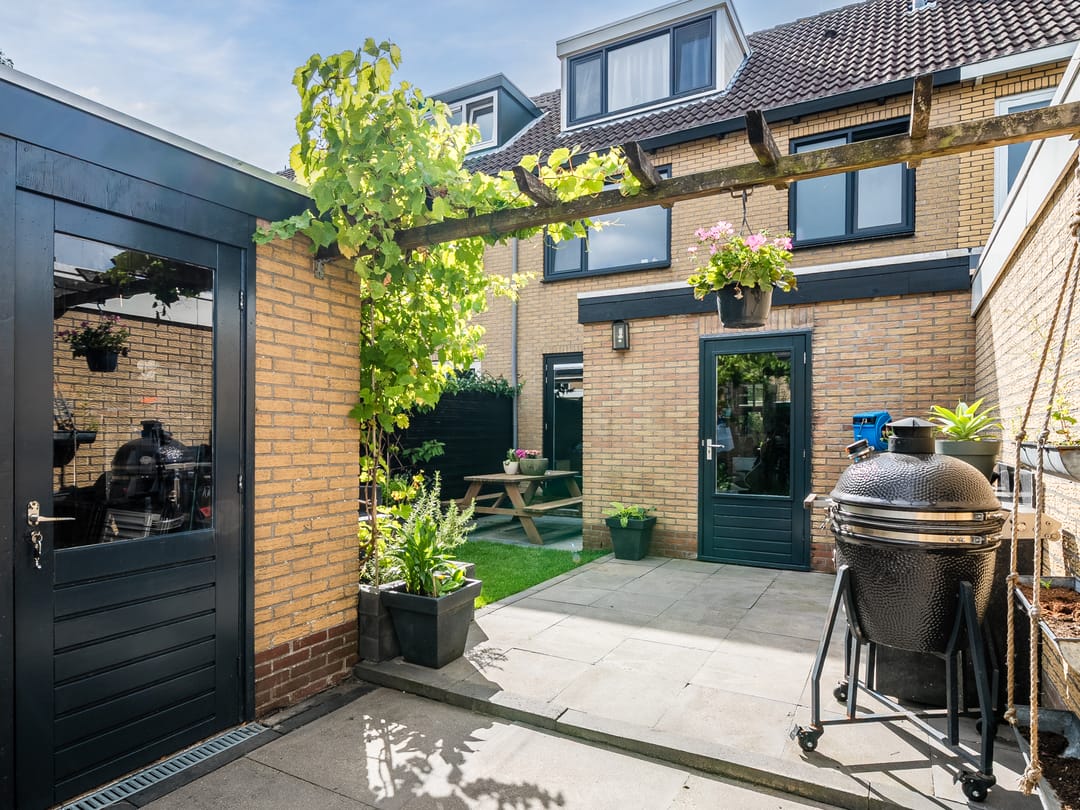 Photo 47 of Anna van Saksenstraat 118