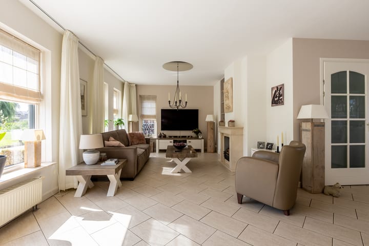 Foto 15 van West Ringdijk 27