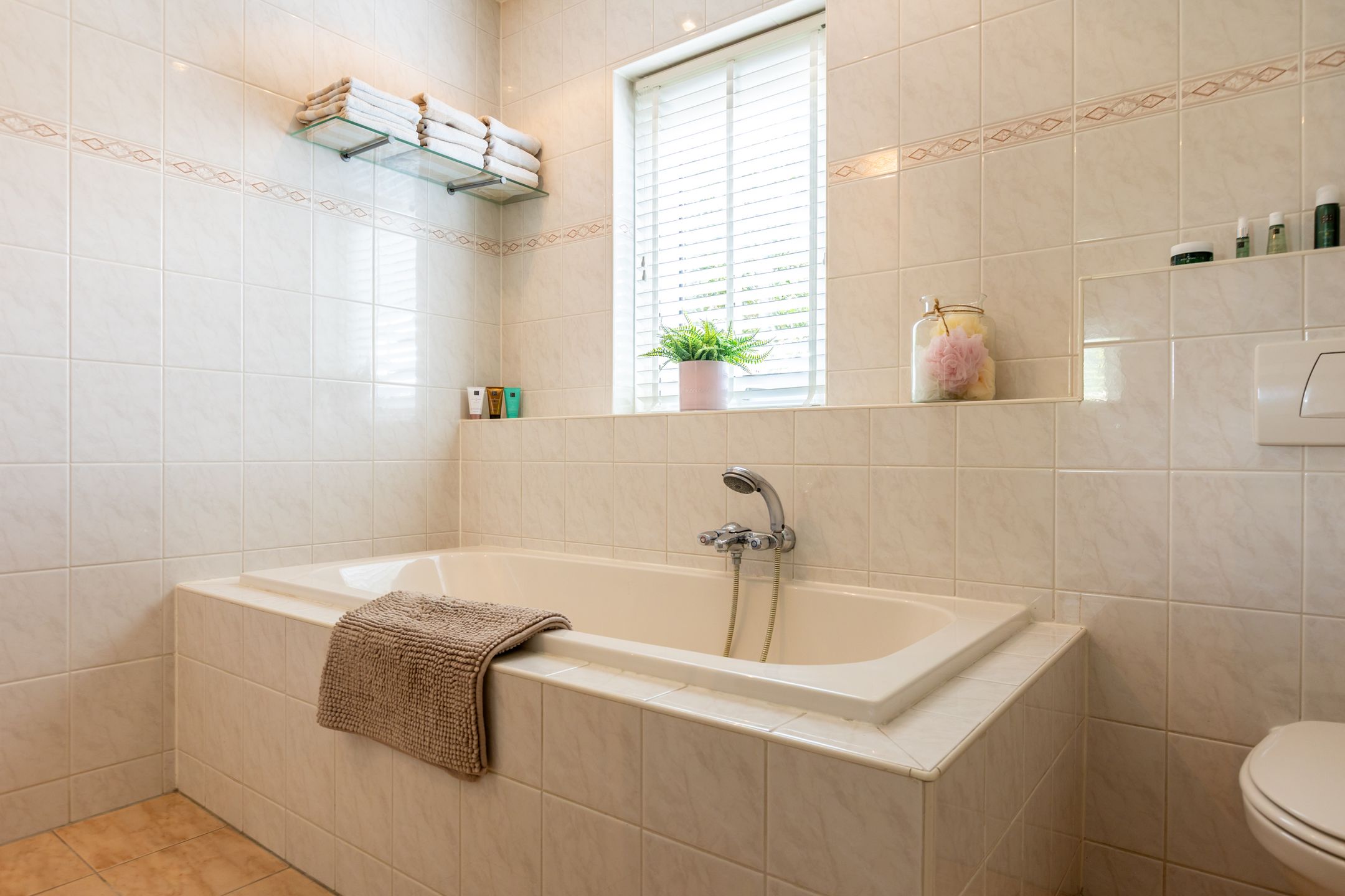 Foto 45 van West Ringdijk 27