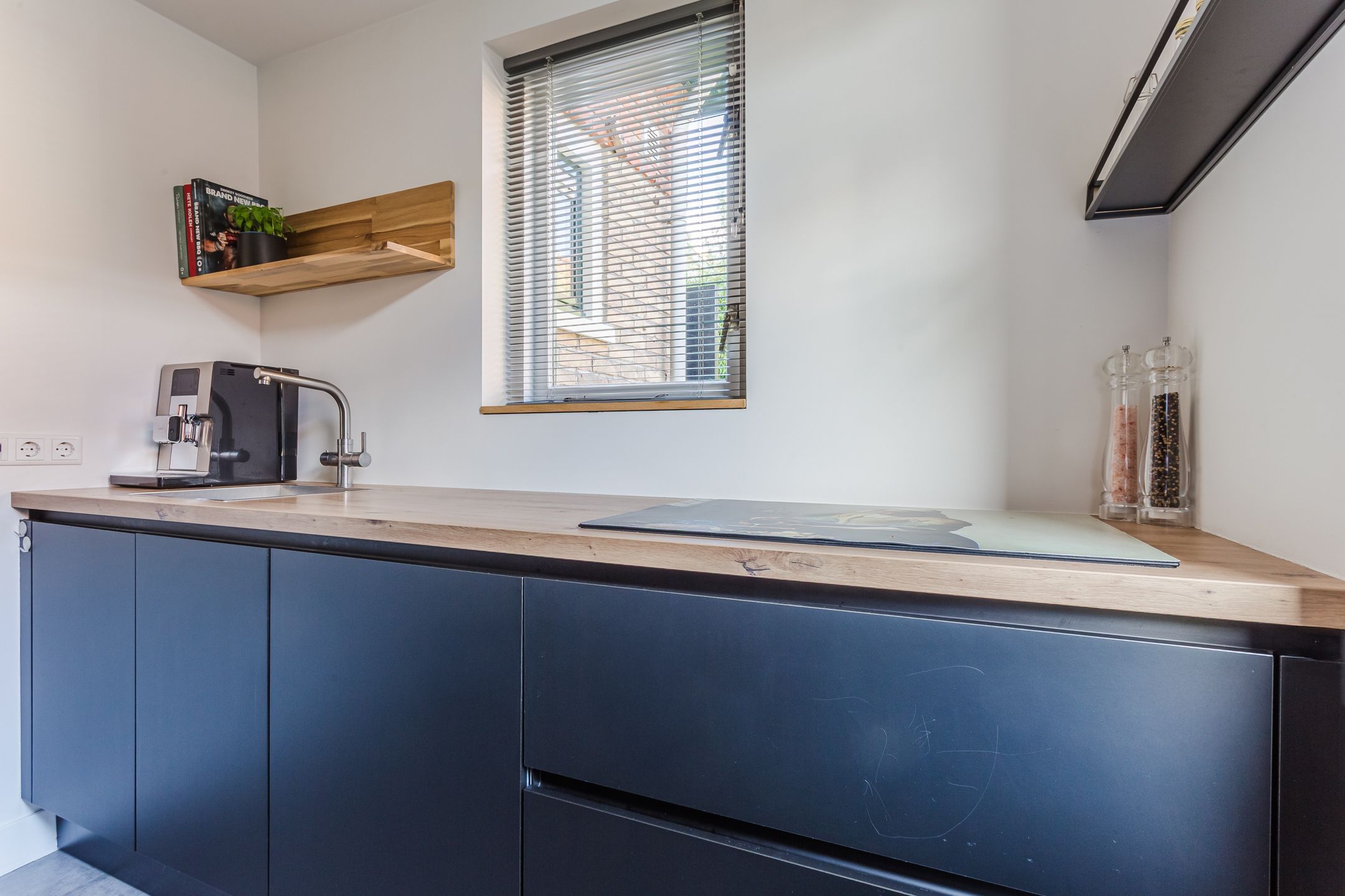 Photo 12 of Leeuwerikstraat 45