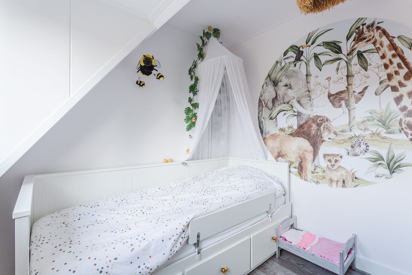 Photo 20 of Leeuwerikstraat 45