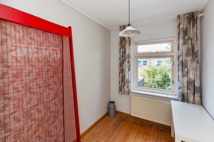 Foto 14 van Lelystraat 9