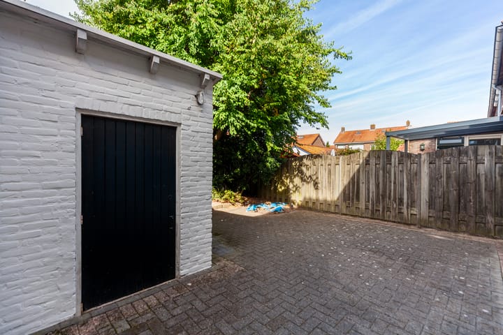 Foto 26 van Lelystraat 9