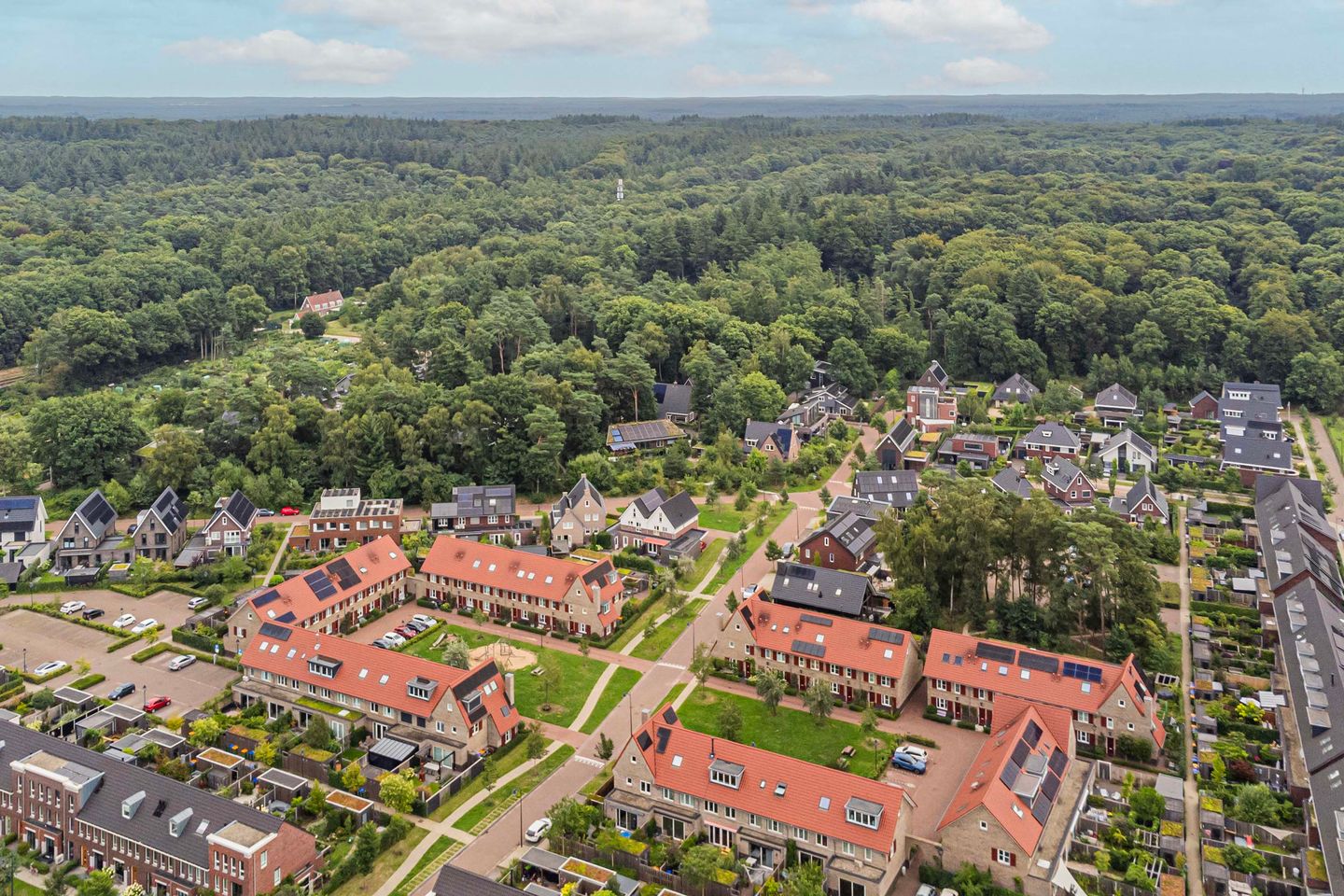 Photo 34 of Lakkerij 47
