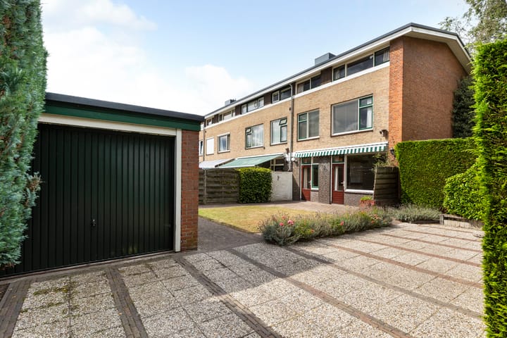 Photo 2 of Vanenburg 1