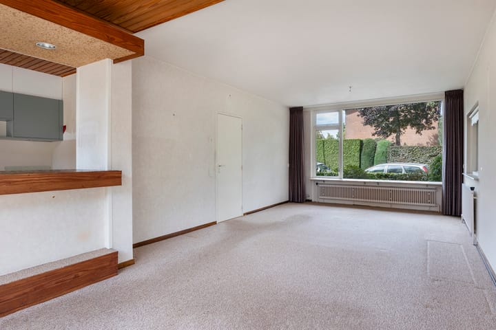 Photo 5 of Vanenburg 1