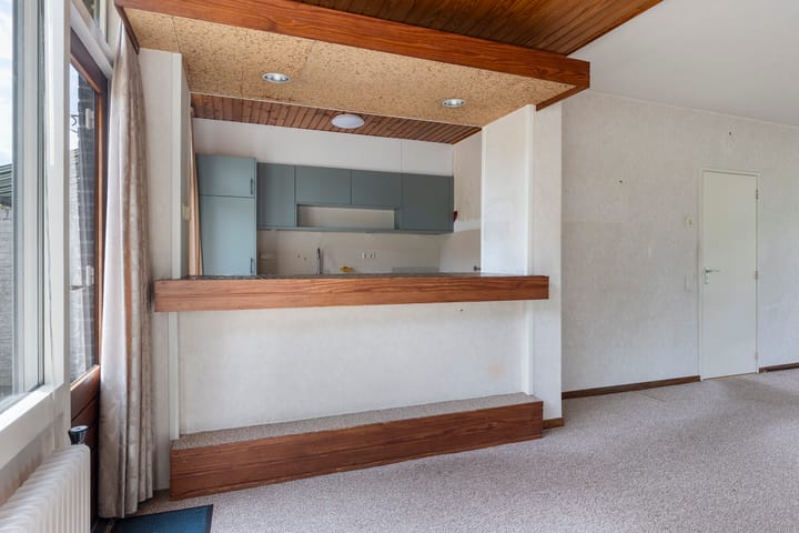 Photo 7 of Vanenburg 1