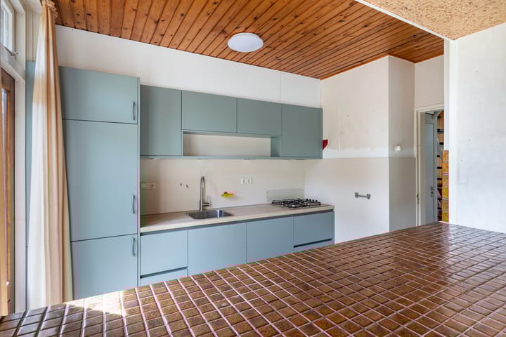 Photo 8 of Vanenburg 1