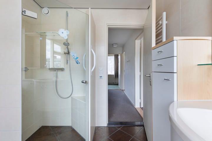 Photo 23 of Vanenburg 1