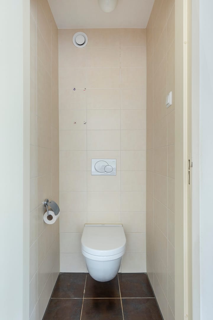 Photo 26 of Vanenburg 1