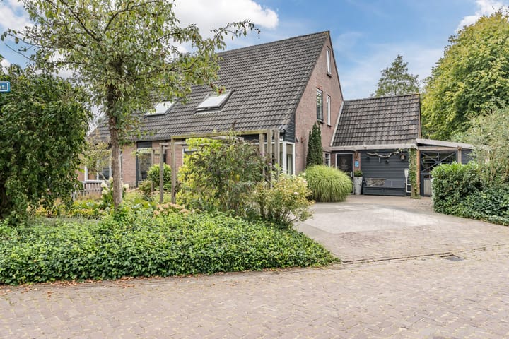 Foto 6 van Drostenstraat 33