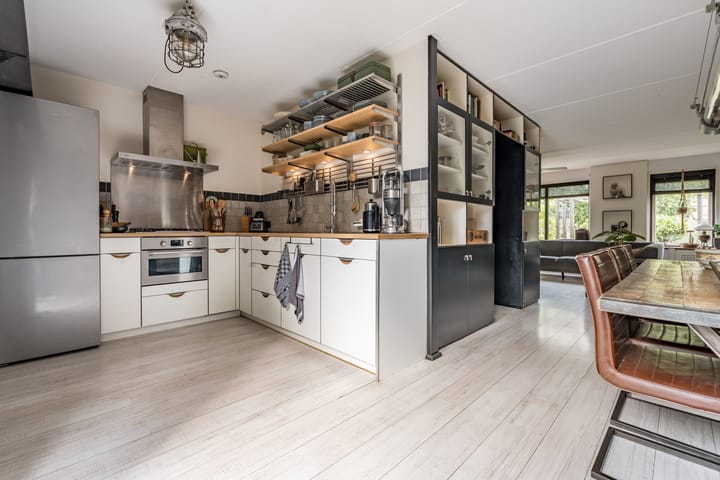 Foto 18 van Drostenstraat 33