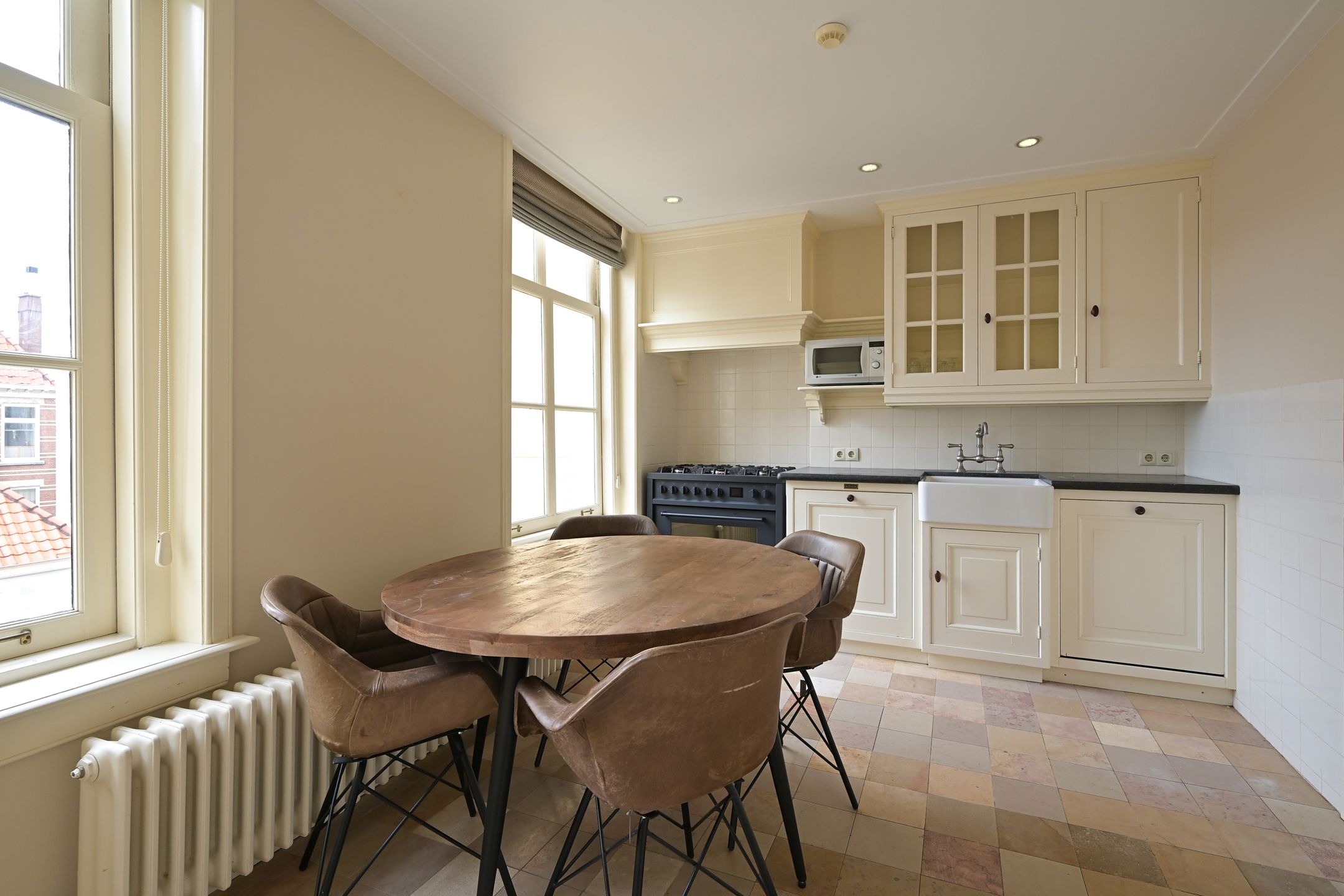 Foto 3 van Lange Voorhout 52