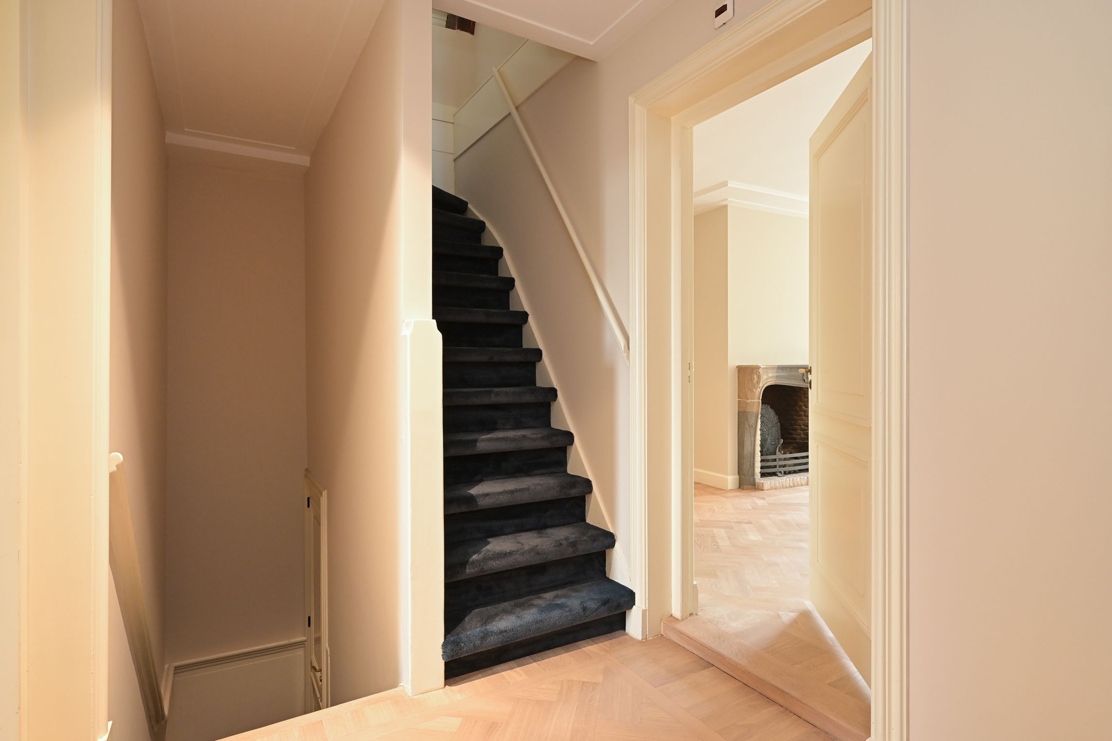 Foto 15 van Lange Voorhout 52