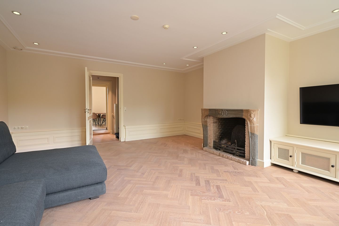 Foto 19 van Lange Voorhout 52