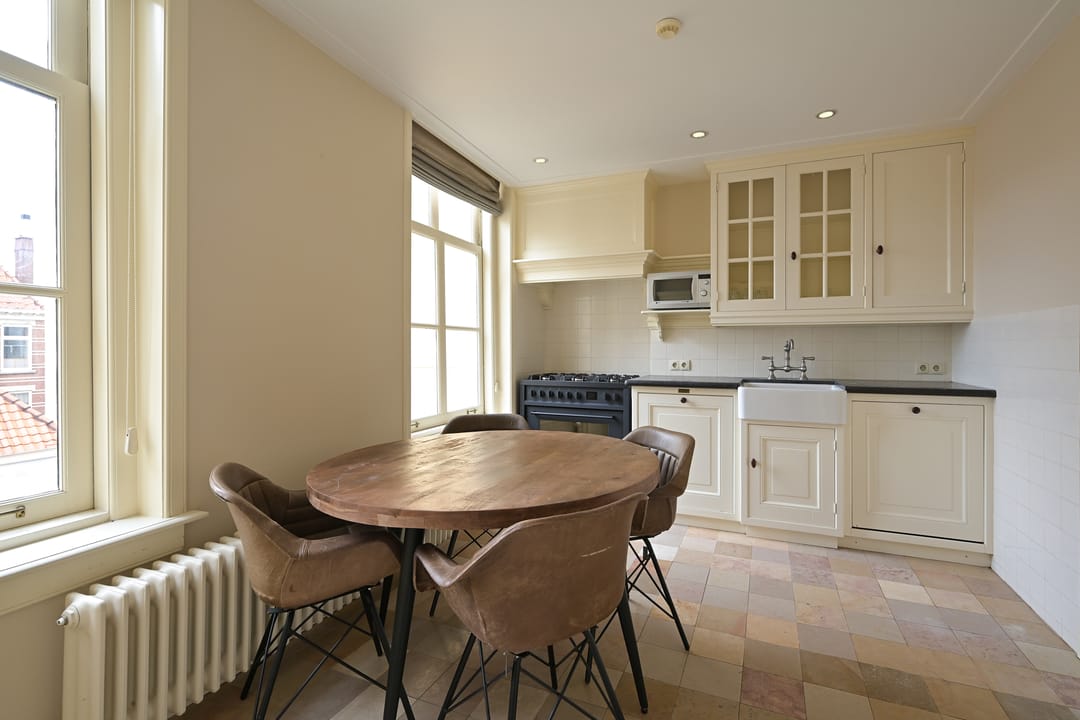 Foto 22 van Lange Voorhout 52