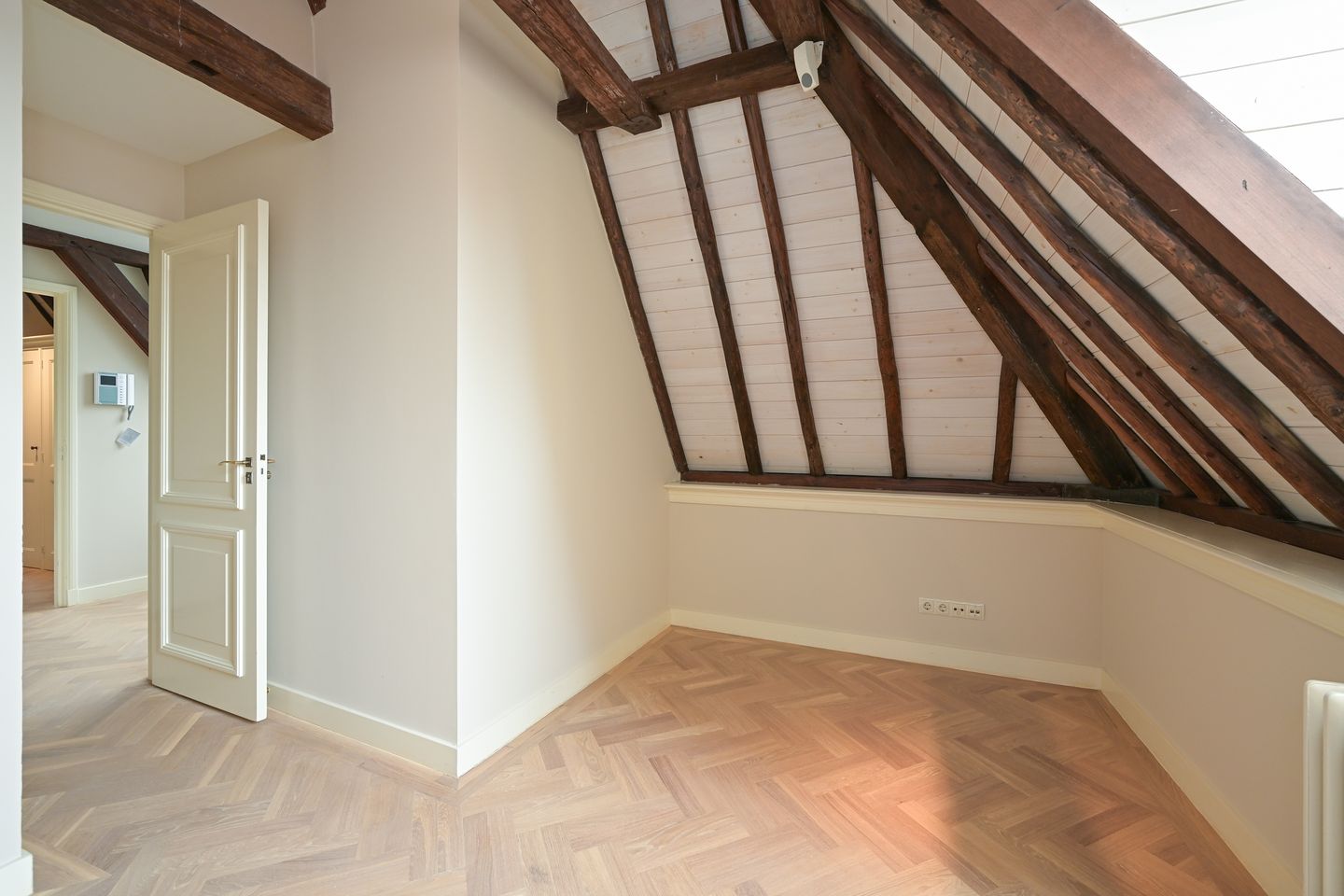 Foto 35 van Lange Voorhout 52