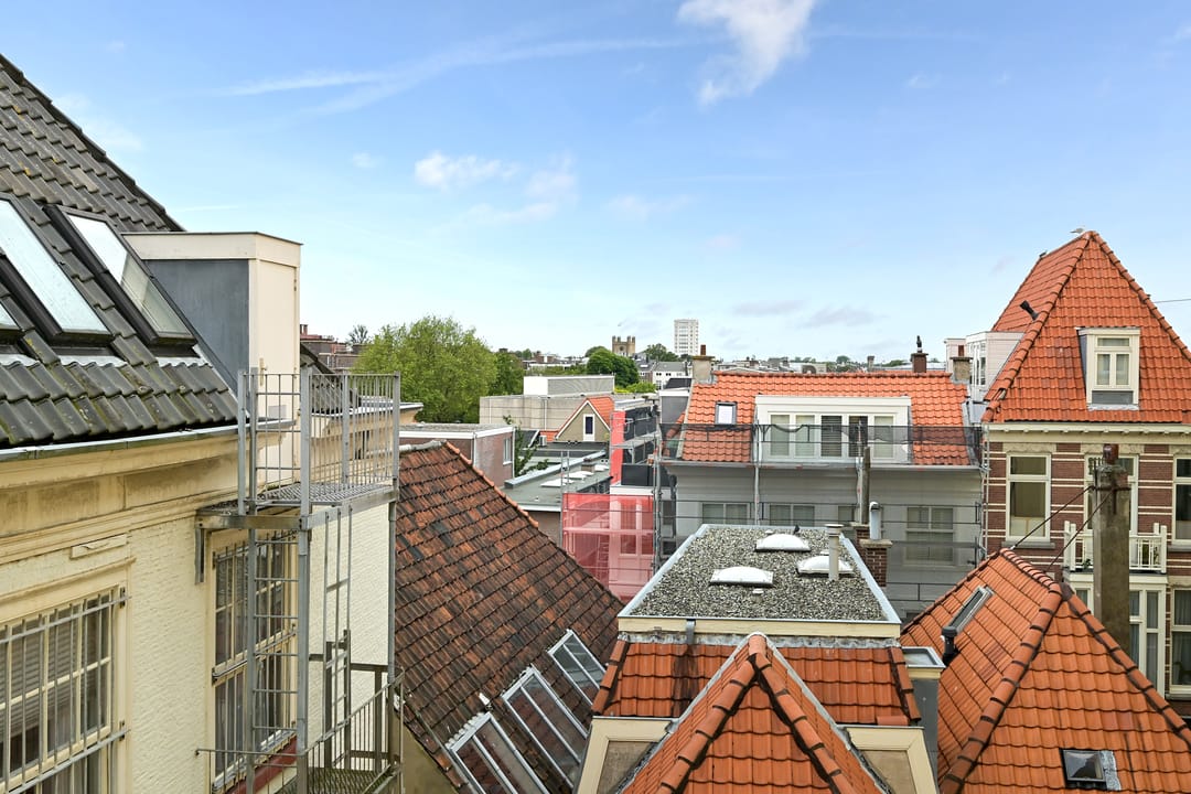 Foto 38 van Lange Voorhout 52