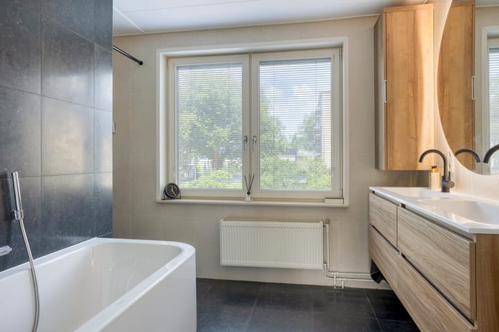 Foto 4 van Toernooistraat 7