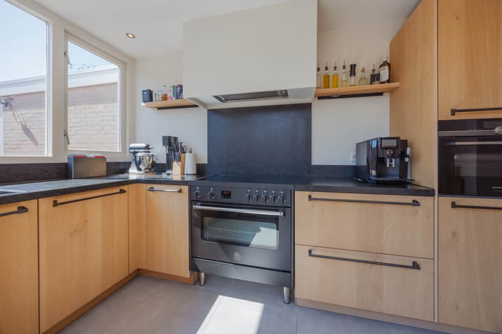 Photo 24 of Kanseliersstraat 25