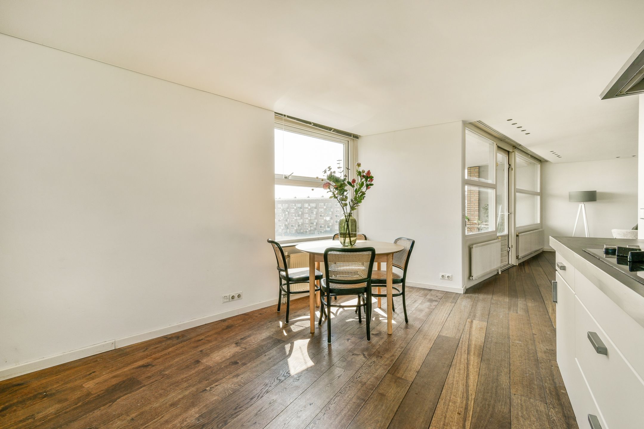 Photo 9 of Jan van Duivenvoordestraat 55