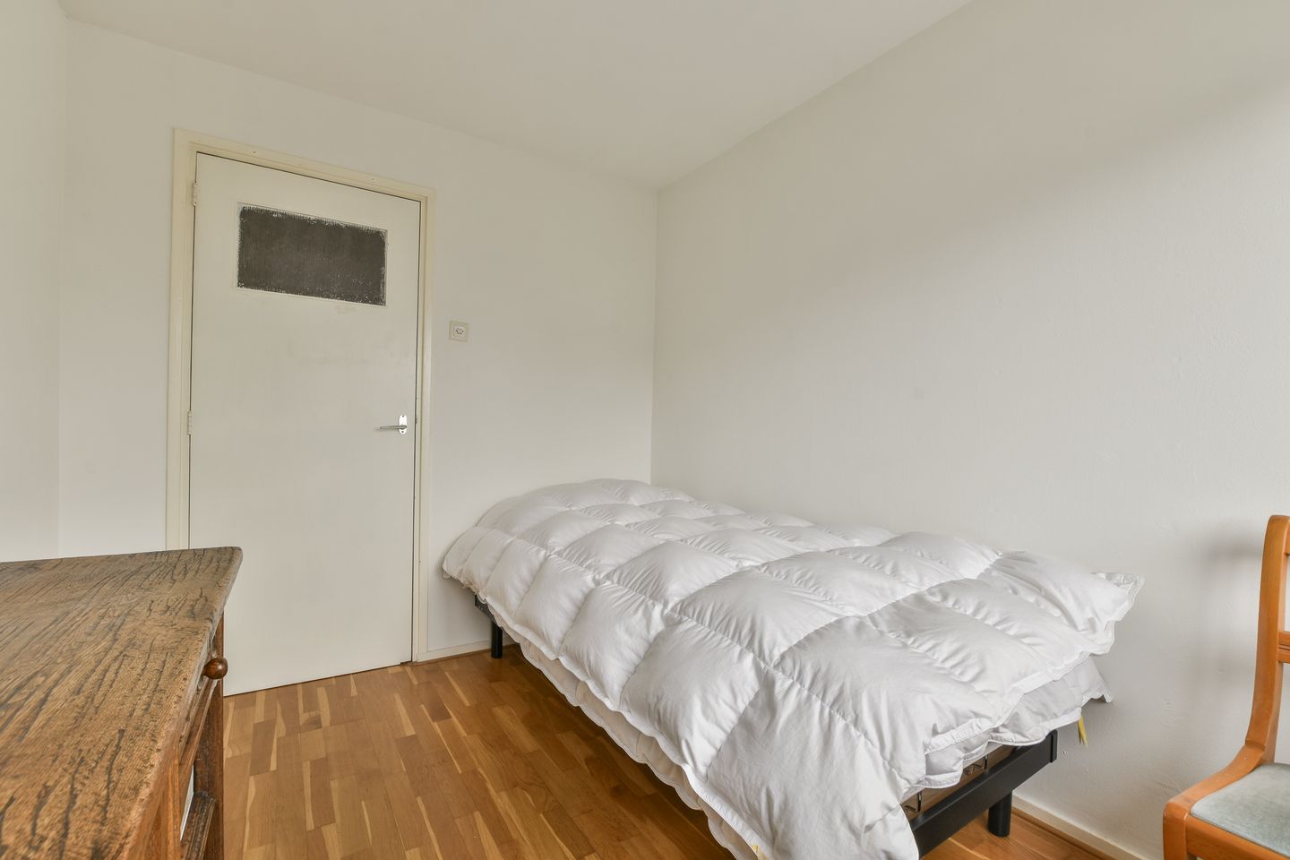 Foto 19 van van den Woudestraat 28