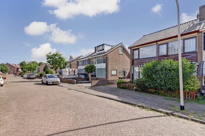 Foto 10 van Karel Doormanstraat 17