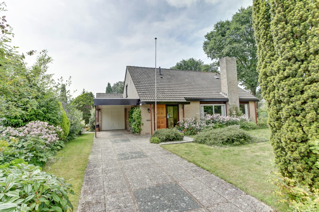 Photo 1 of Hunzestraat 2