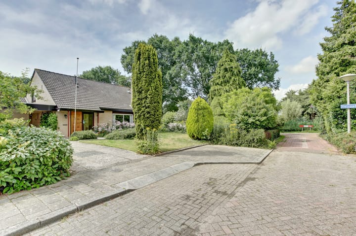 Foto 2 van Hunzestraat 2