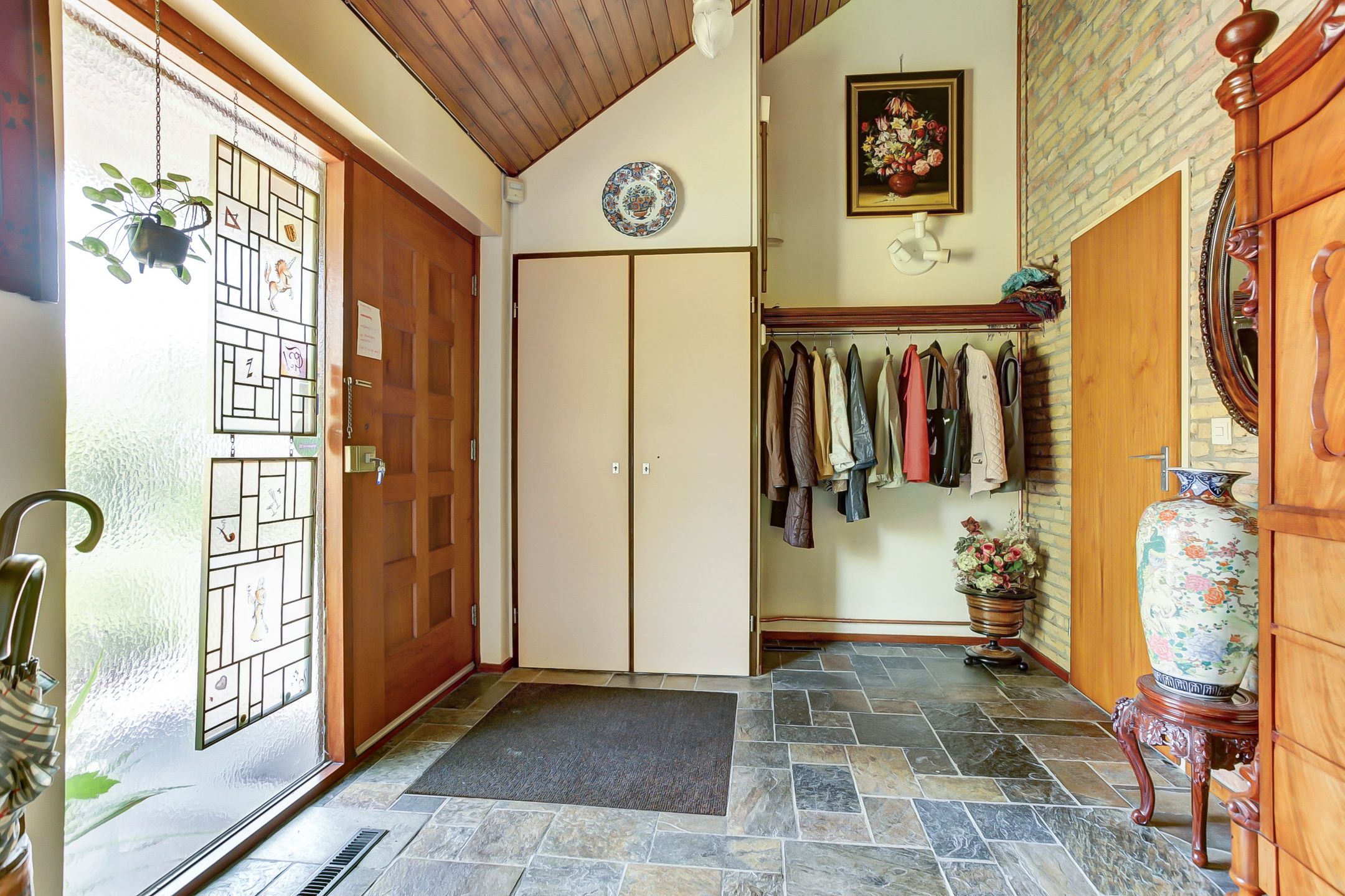 Photo 6 of Hunzestraat 2