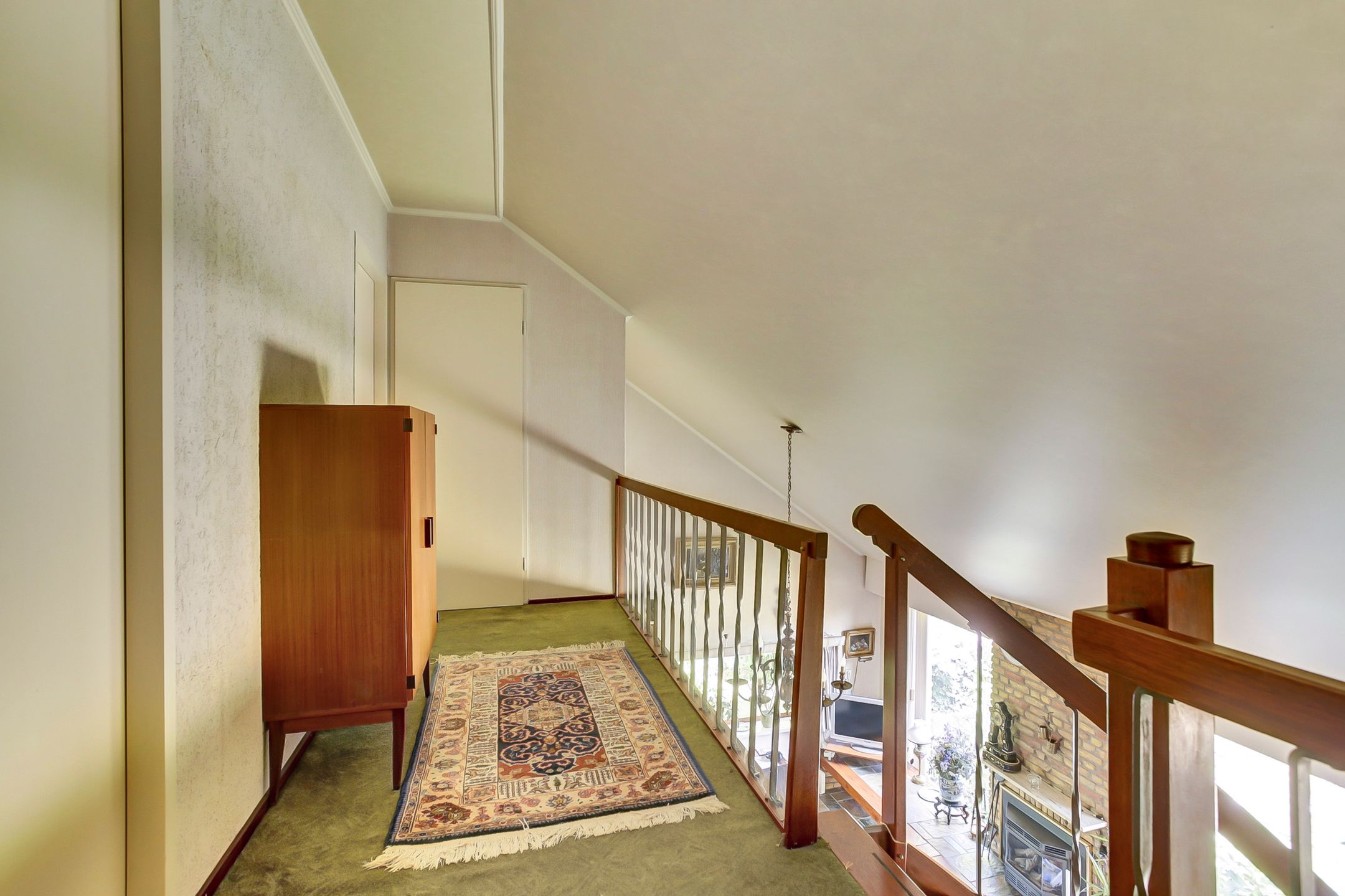 Photo 12 of Hunzestraat 2