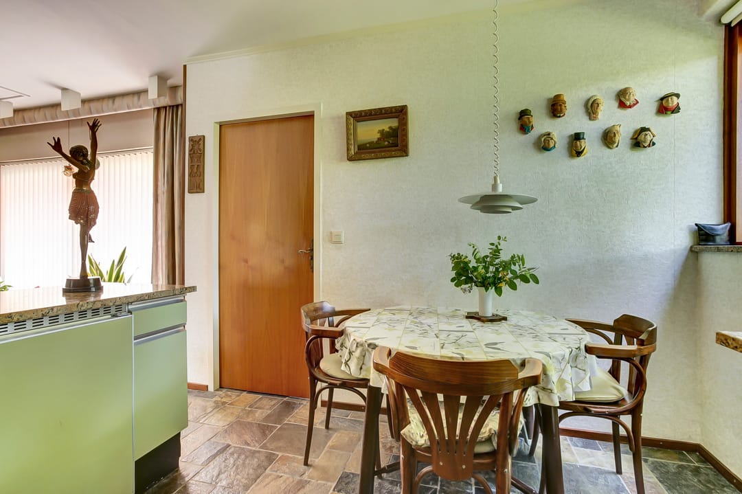 Photo 16 of Hunzestraat 2