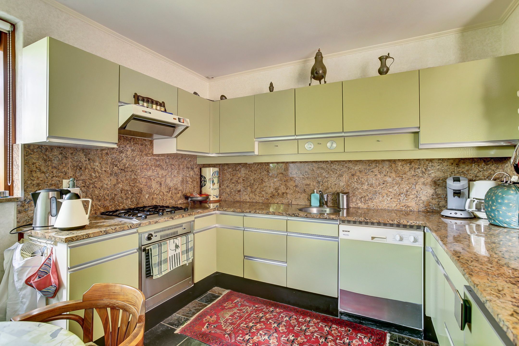 Photo 18 of Hunzestraat 2