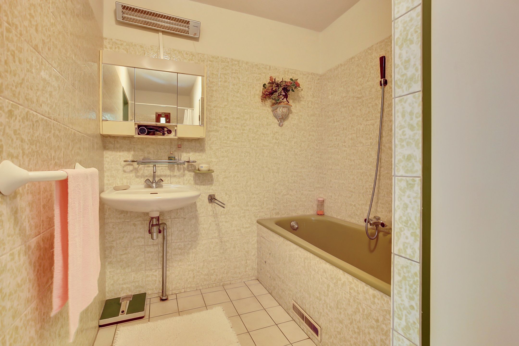 Photo 24 of Hunzestraat 2