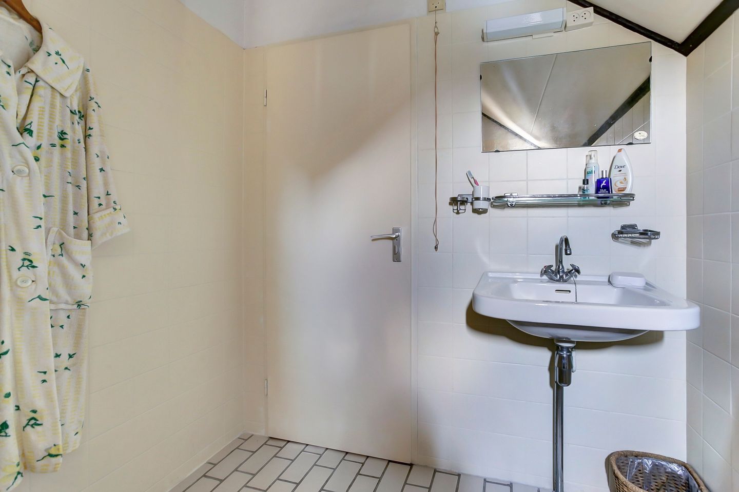 Photo 34 of Hunzestraat 2