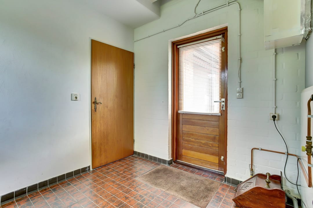 Photo 37 of Hunzestraat 2