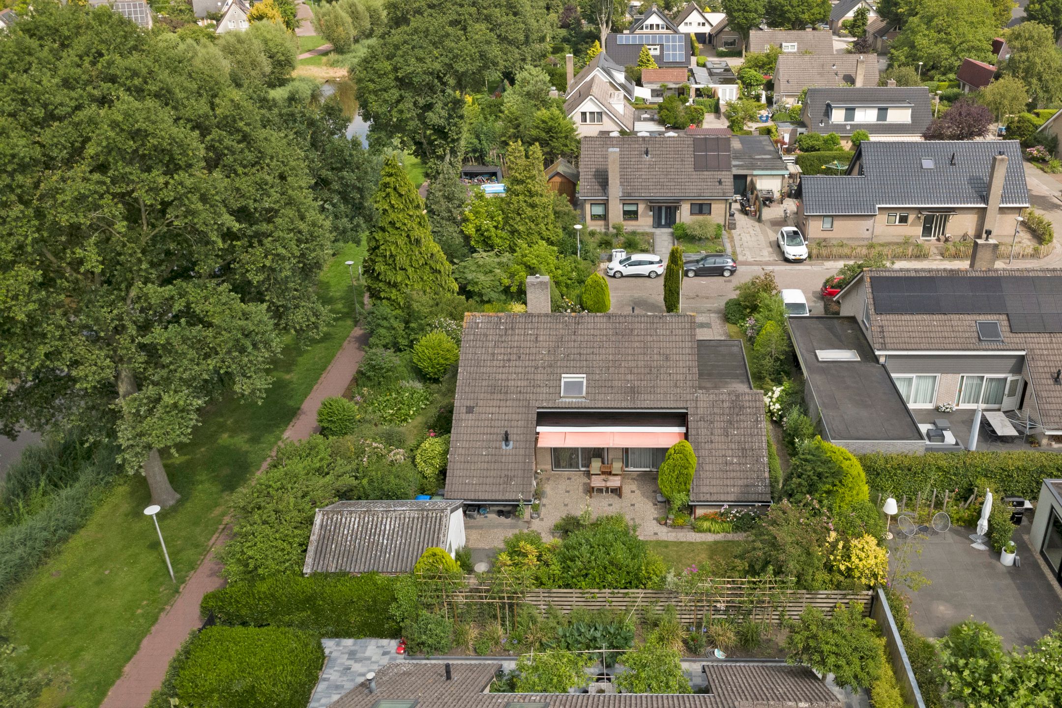 Photo 45 of Hunzestraat 2