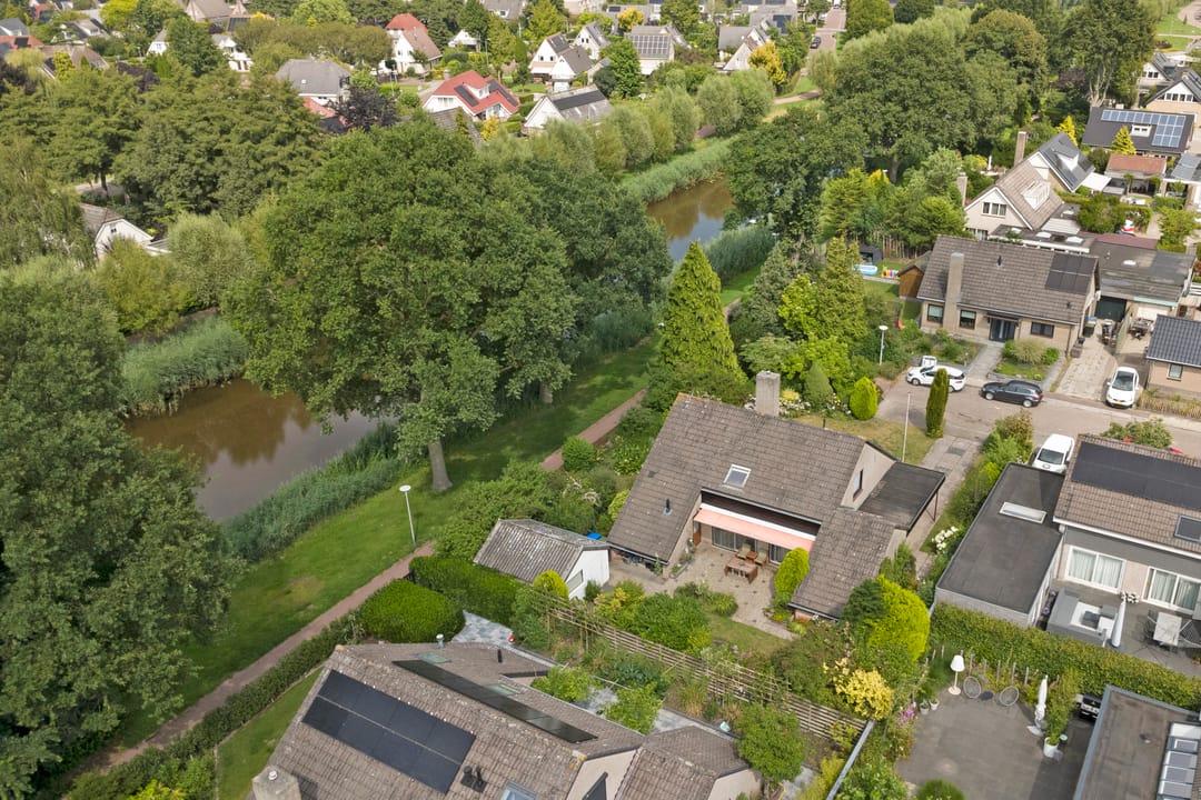 Photo 46 of Hunzestraat 2