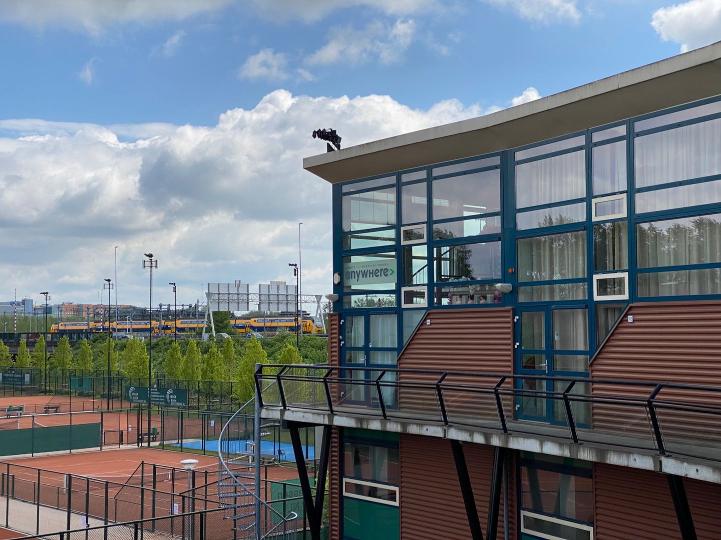 Bekijk foto 1 van Pilotenstraat 74