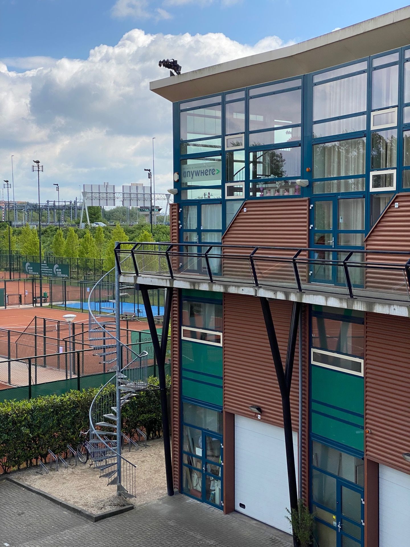 Bekijk foto 2 van Pilotenstraat 74