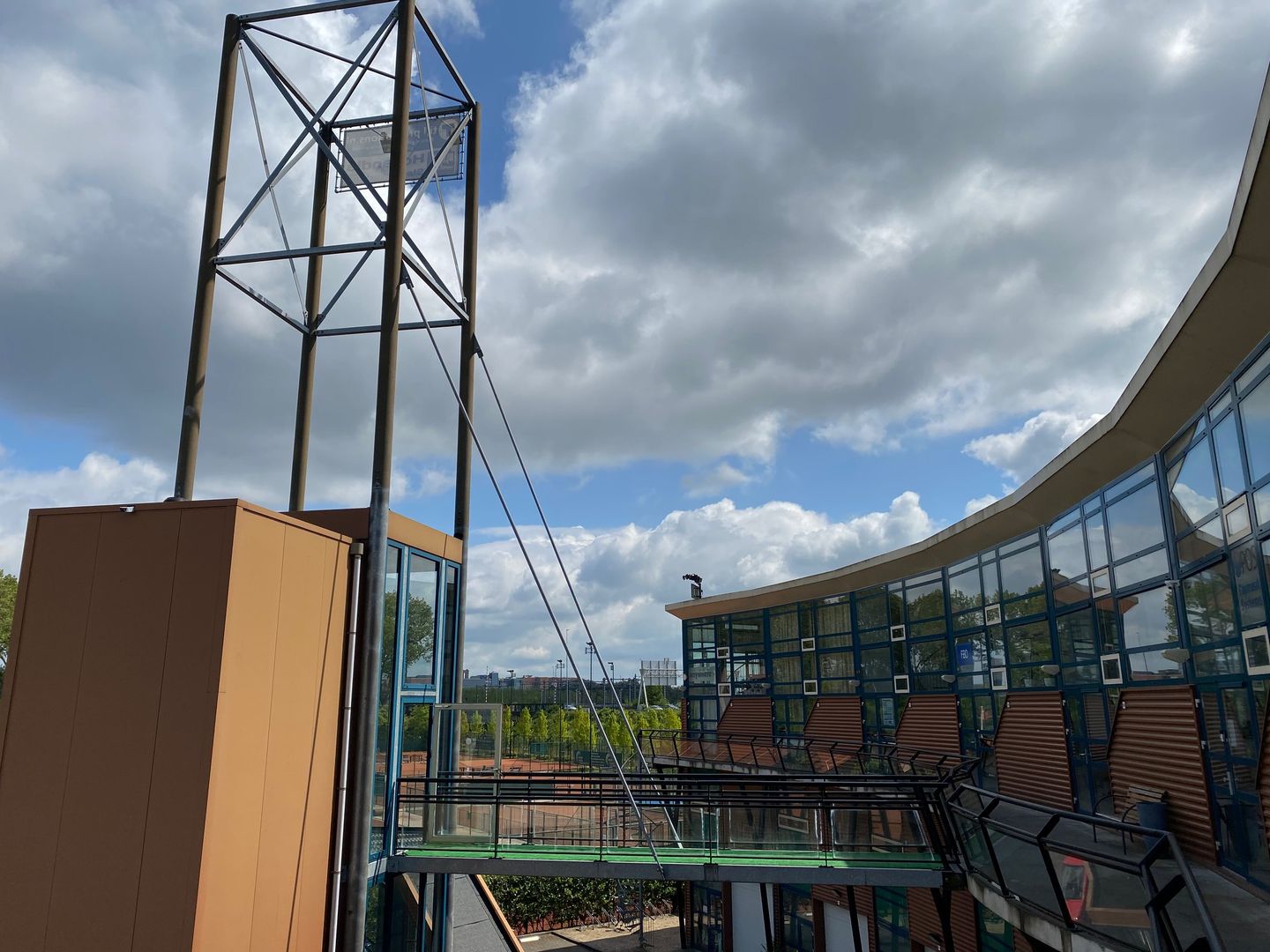 Bekijk foto 3 van Pilotenstraat 74