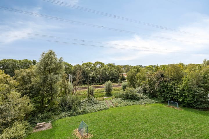 Photo 4 of Fluitekruidweg 231