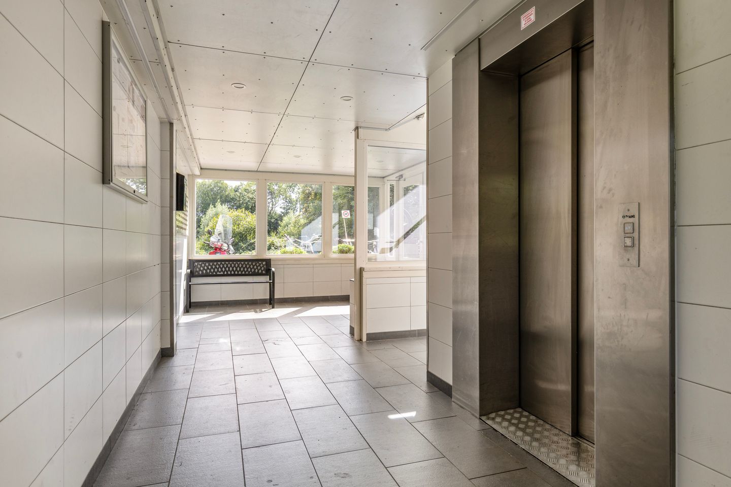 Photo 5 of Fluitekruidweg 231