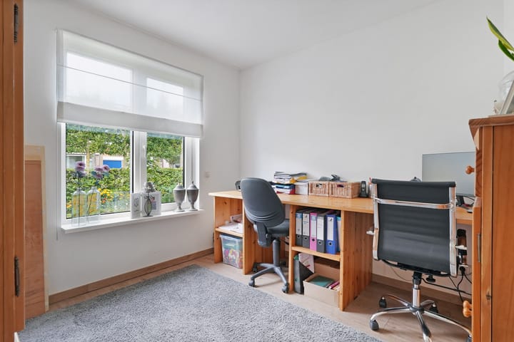 Photo 7 of Ooststraat 2