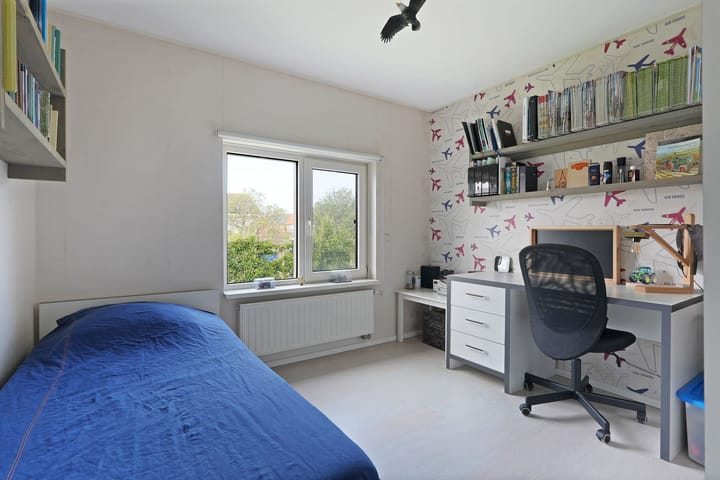 Photo 21 of Ooststraat 2