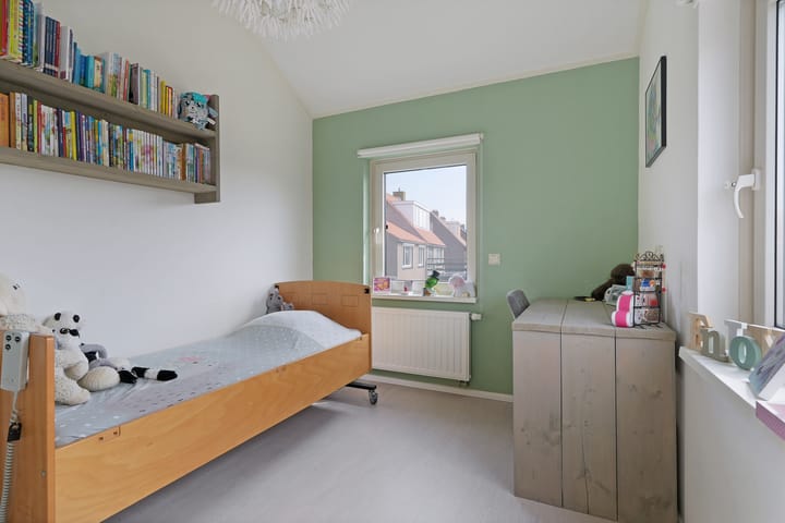 Photo 26 of Ooststraat 2