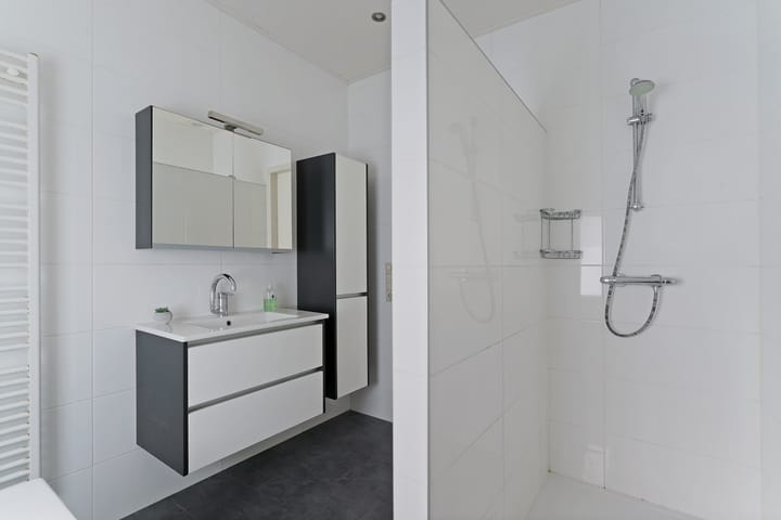 Photo 31 of Ooststraat 2