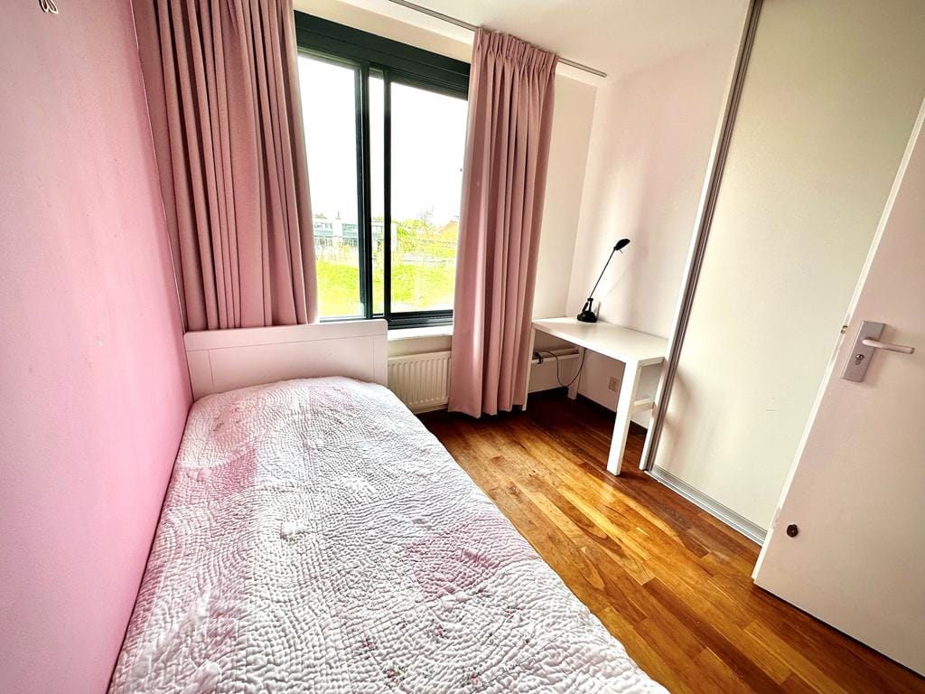 Photo 37 of Schoorlaan 45